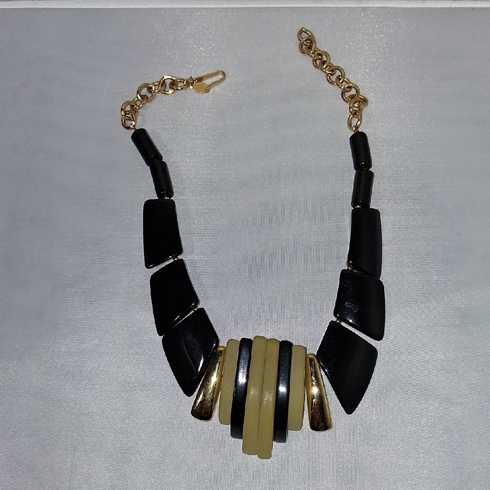 Vintage Park Lane necklace